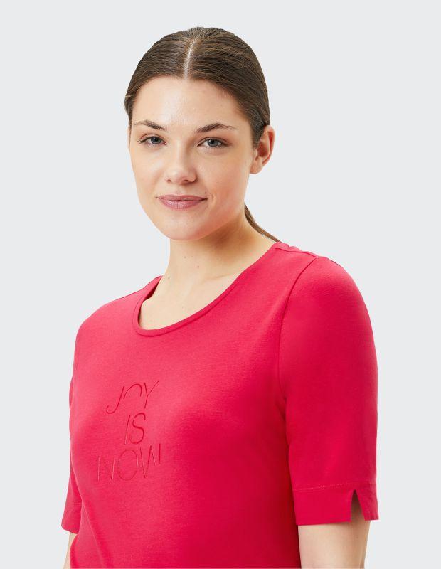 Joy Sportswear T-Shirt MAXI T-Shirt mit grafischem 3D-Schriftdruck 50% Rabatt mit kostenlosem Versand