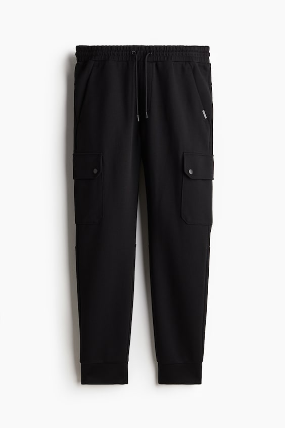HM Joggpants aus Scuba in Slim Fit Begrenzt auf 3 Tage
