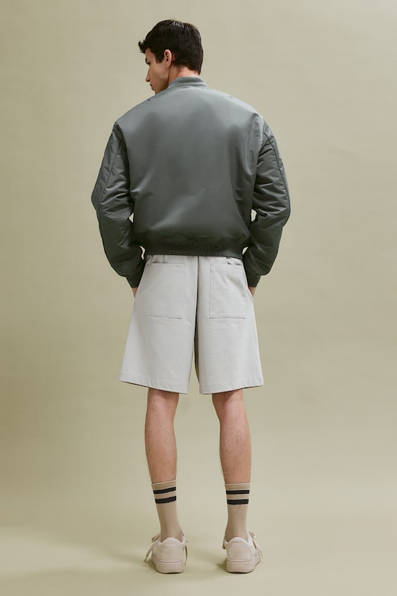 HM Loose Fit Bomber jacket Speichern exportieren