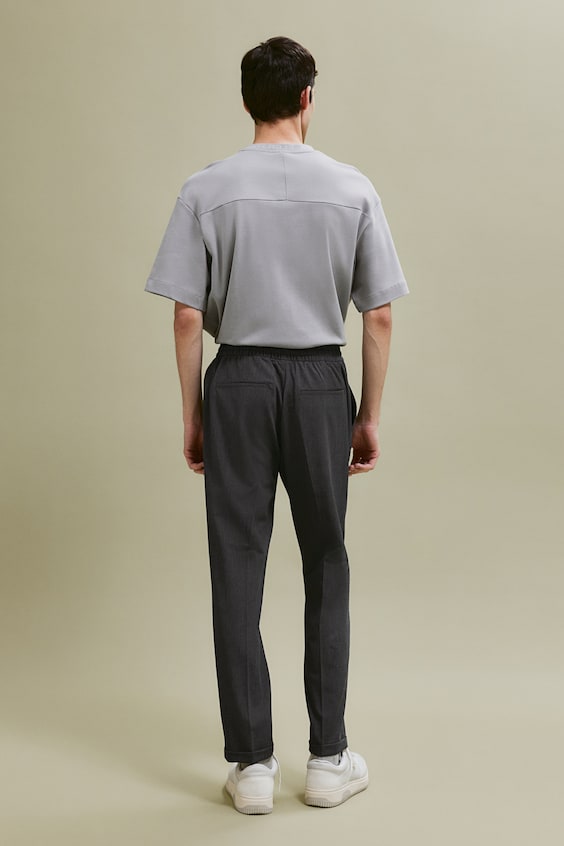 HM Hose mit Bügelfalten in Slim Fit Online