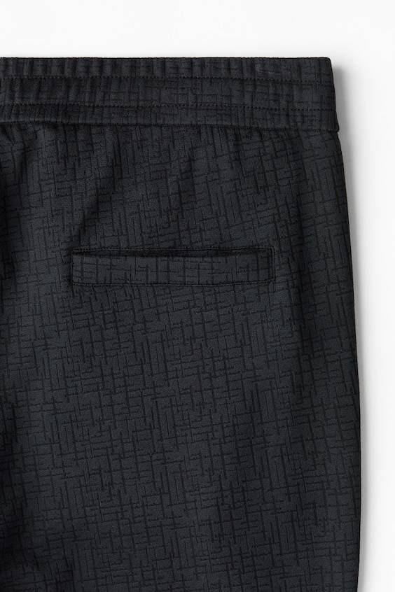 HM Strukturierte Hose im Slim Fit Auslauf