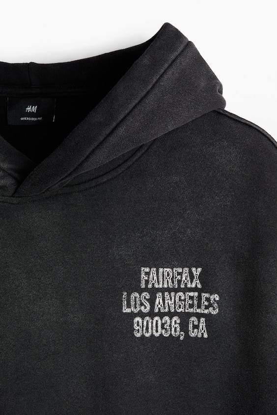 HM Bedruckter Hoodie in Oversized Fit im Angebot