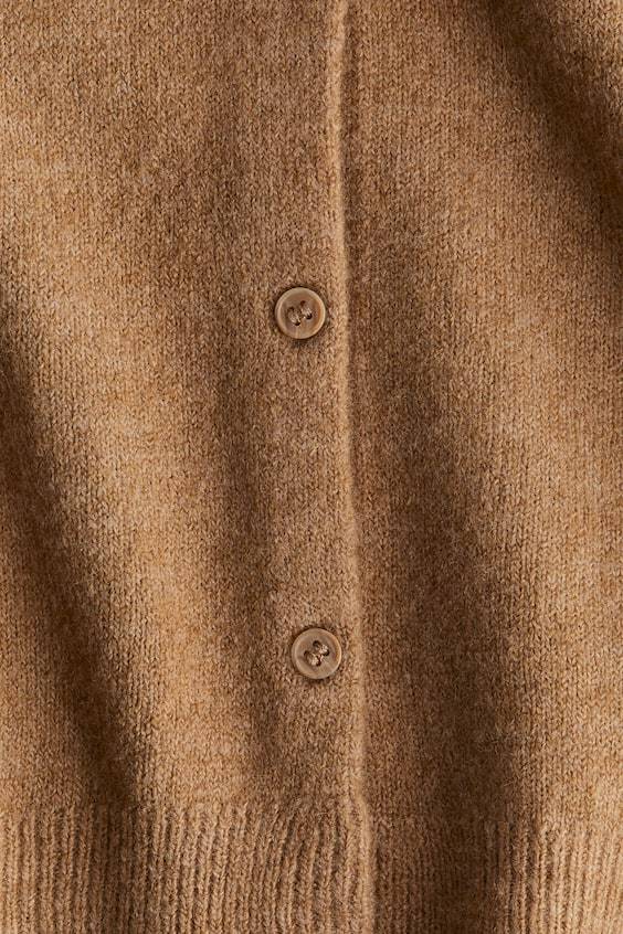 HM Gestrickter Cardigan Exklusivangebot