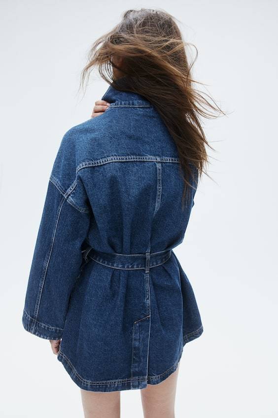 HM Denimjacke mit Bindegürtel Große Rabatte
