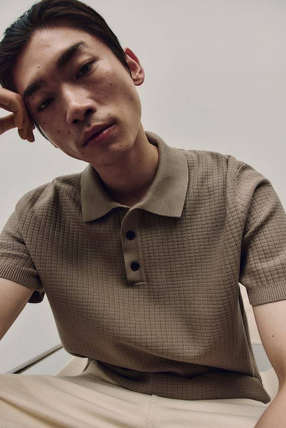 HM Poloshirt mit Struktur in Regular Fit Zeitlich begrenztes Angebot
