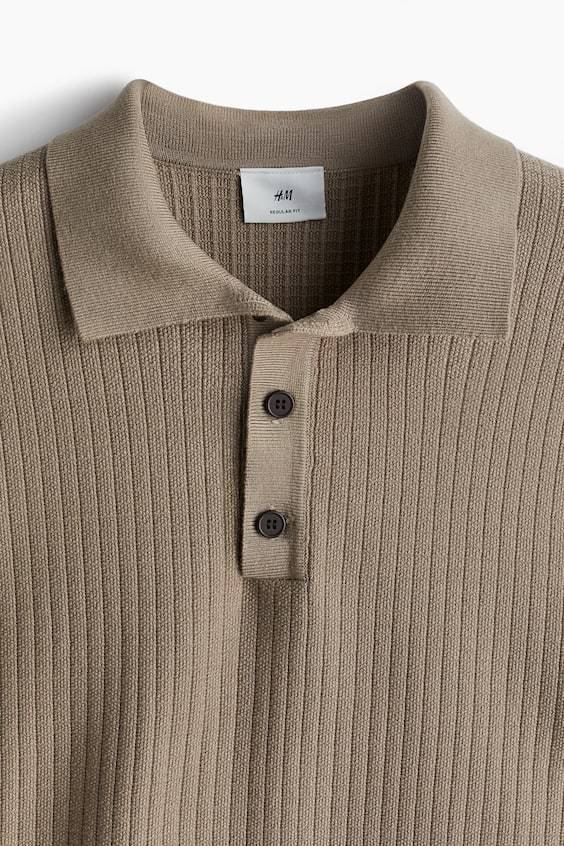 HM Poloshirt mit Struktur in Regular Fit Zeitlich begrenztes Angebot