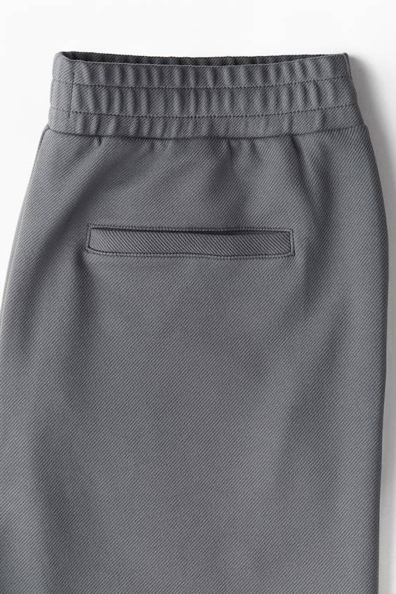 HM Twilljoggers in Slim Fit Riesige Ersparnisse
