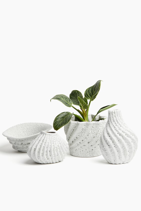 HM Vase aus Steingut im Angebot