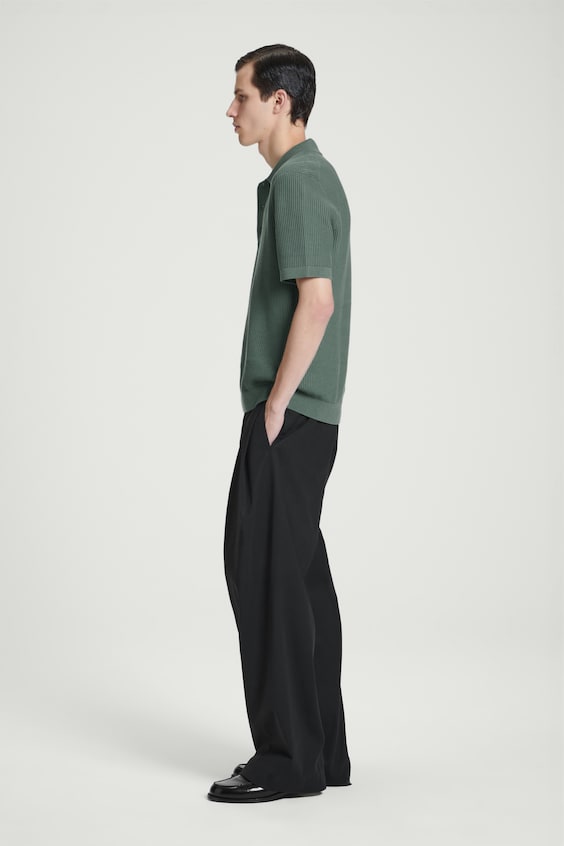 HM STRUKTURIERTES POLOSHIRT AUS STRICK Versandkostenfrei