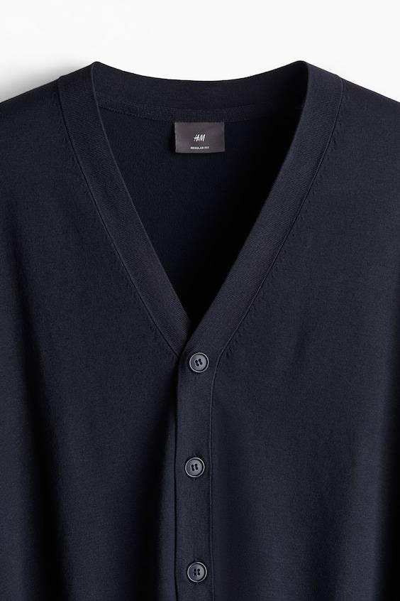 HM Feinstrick-Cardigan in Regular Fit Black Friday