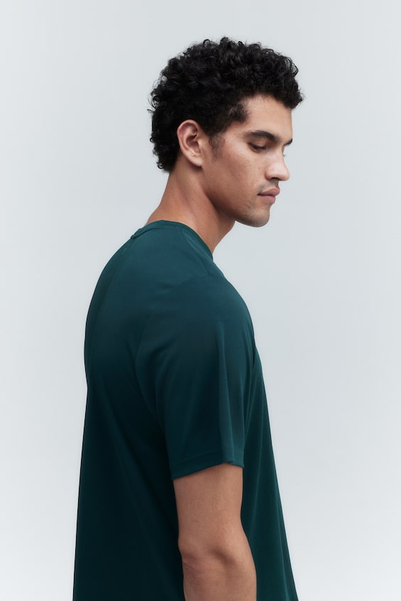 HM DryMove™ Sportshirt Begrenzt auf 3 Tage