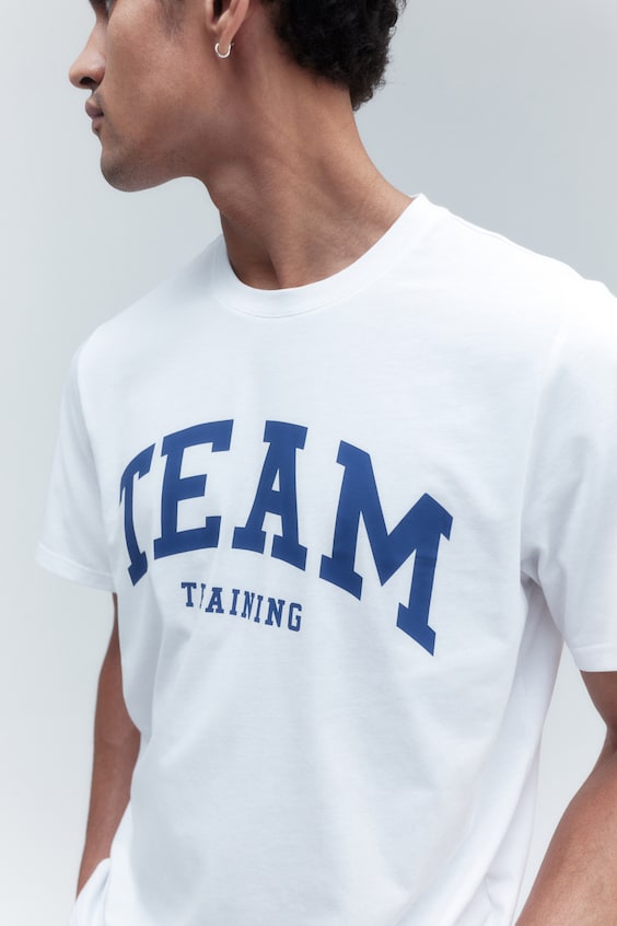 HM Sportshirt aus DryMove™ in Regular Fit Muttertagsangebot