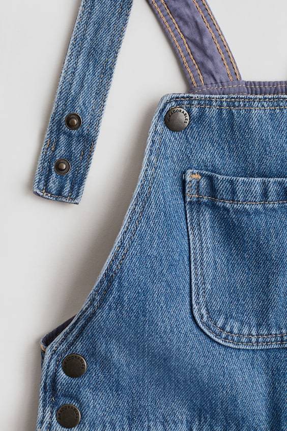 HM Latzhose aus Denim Jubiläumsangebot