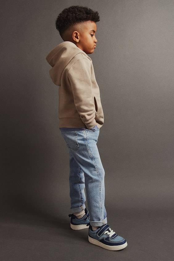HM Relaxed Tapered Fit Jeans Bis zu 65% Rabatt