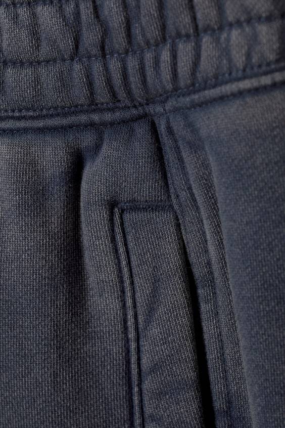 HM Astro – Jogginghose mit verdrehten Seitennähten Rabatt