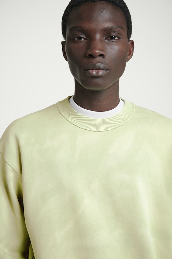 HM SWEATSHIRT MIT ACID-WASCHUNG Cyber Monday