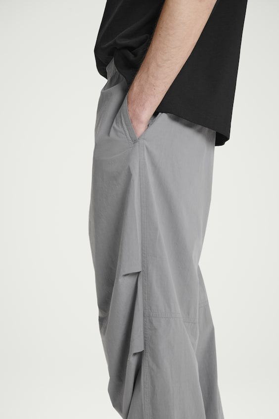 HM BAUMWOLLHOSE MIT WEITEM BEIN UND ELASTISCHEM BUND Bestseller