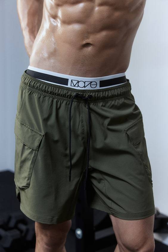 HM DryMove™ Cargo-Sportshorts Riesige Ersparnisse