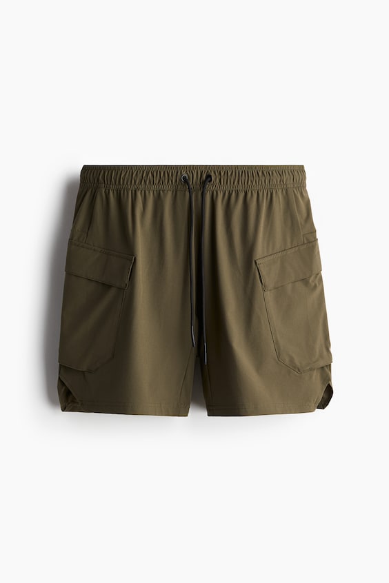 HM DryMove™ Cargo-Sportshorts Riesige Ersparnisse