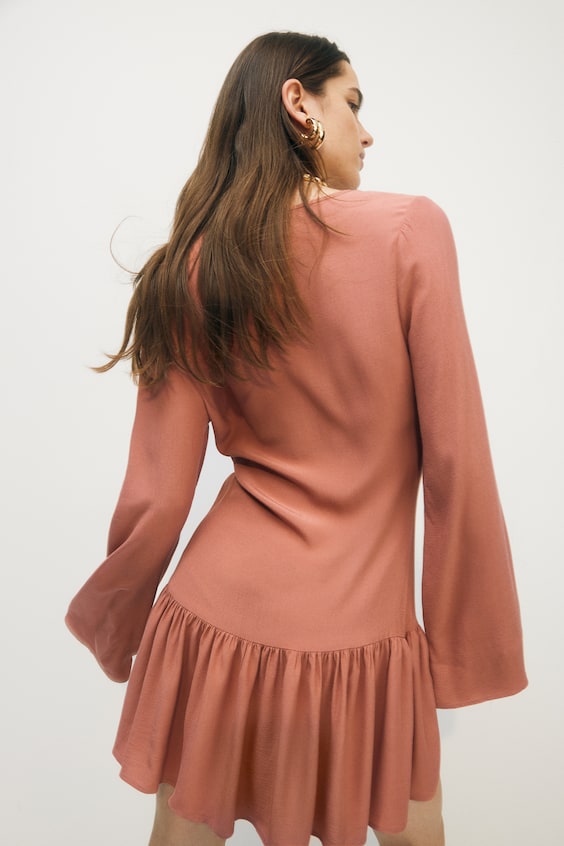 HM Kleid mit V-Ausschnitt Black Friday