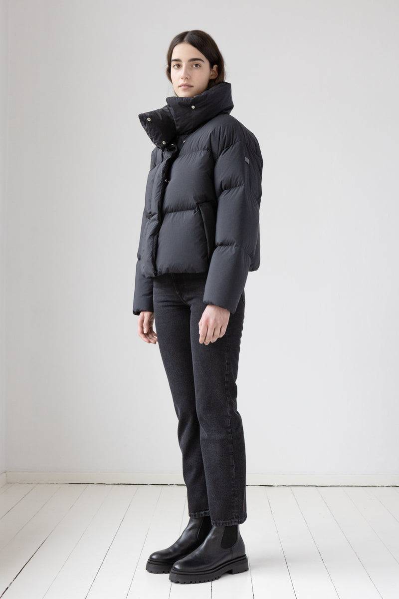 Lempelius CROPPED PUFFER OLA SKU: 605023399S Bestseller