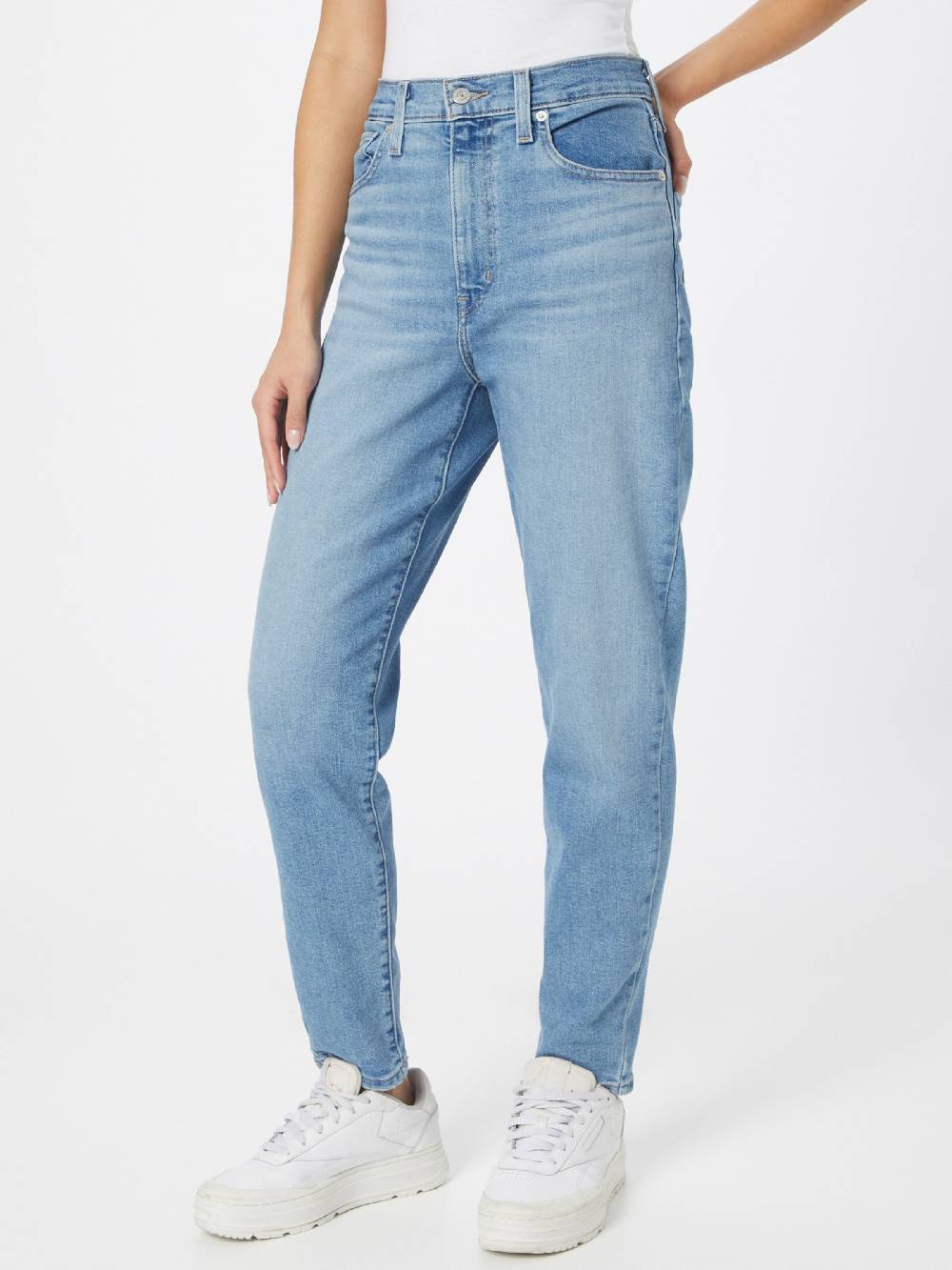 LEVI'S ® Tapered Jeans 'High-Waisted Mom' in Blue Denim 50% Rabatt mit kostenlosem Versand