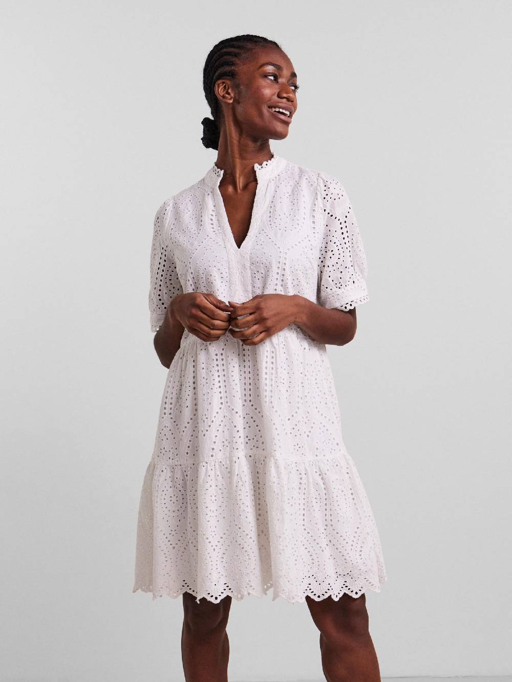 Y.A.S Dress 'Holi' in White Weihnachtsangebot