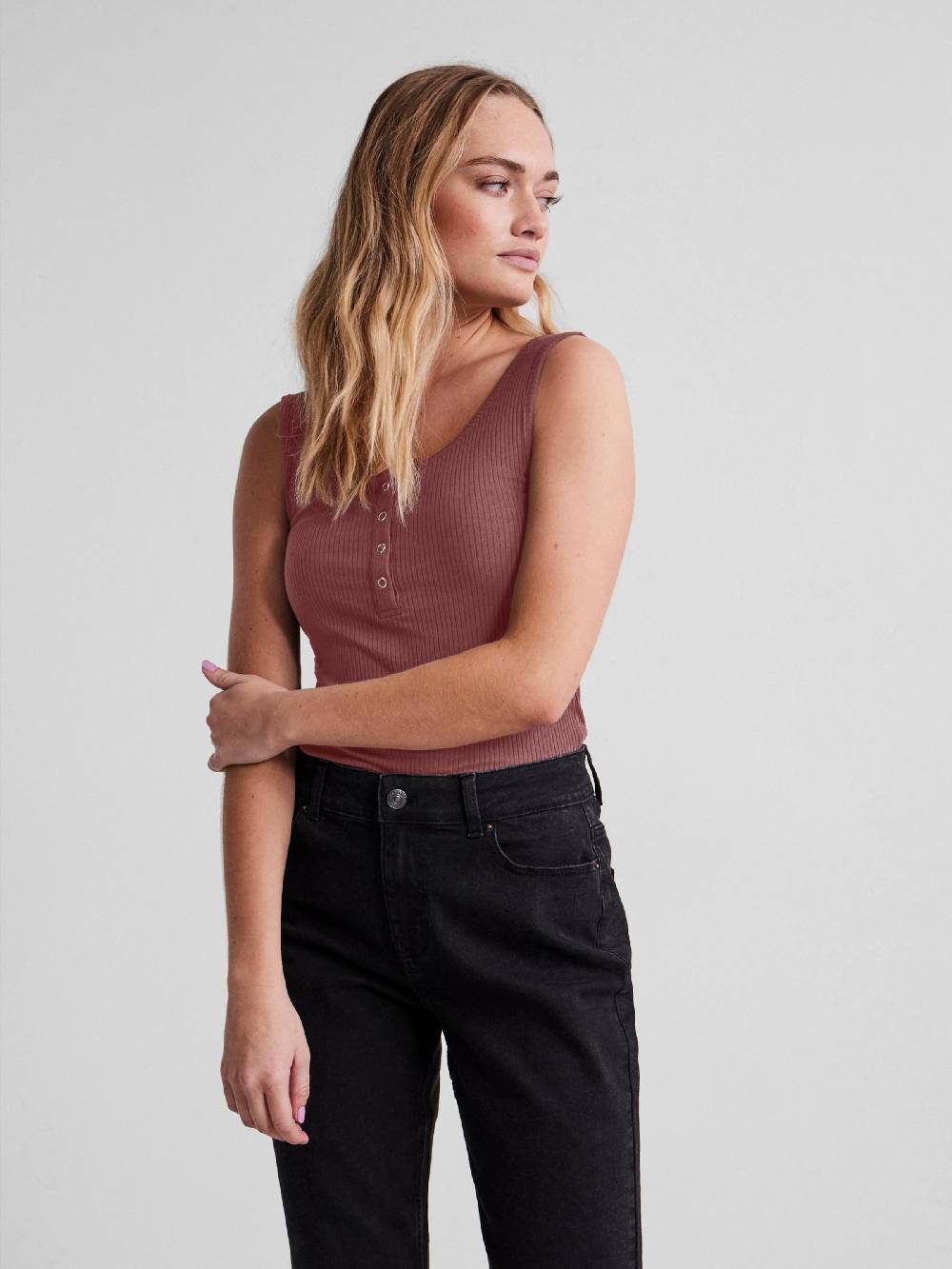 PIECES Top 'Kitte' in Carmine Red VIP-Rabatte
