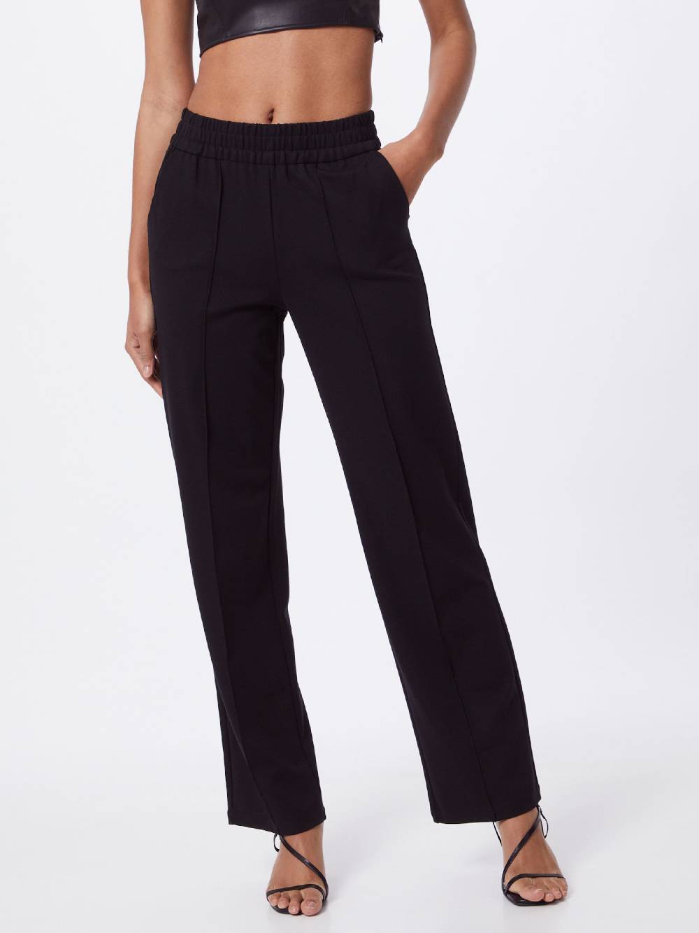 ONLY Wide leg Pleated Pants 'ONLPoptrash' in Black Hotsell