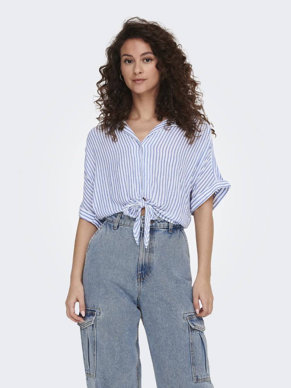 ONLY Blouse 'ONLPaula' in White Nur für heute