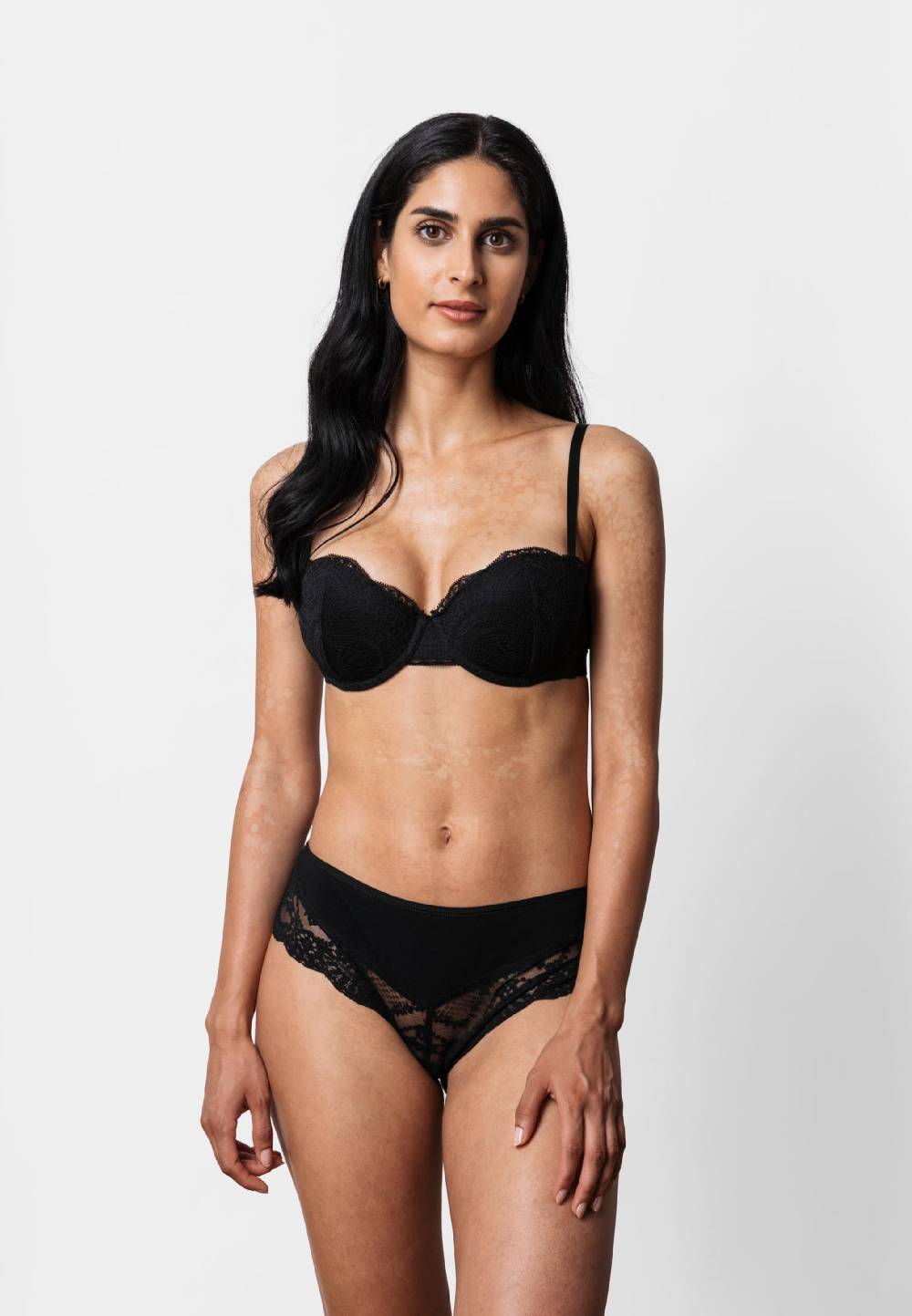SNOCKS Boyshorts 'Spitze' in Black Vierteljährliche Förderung