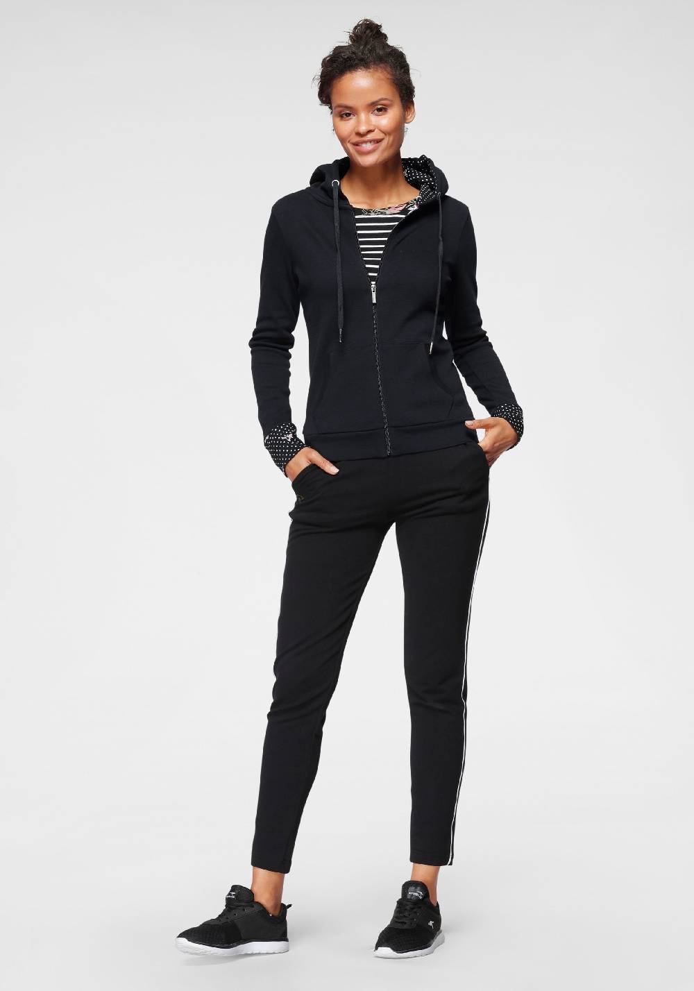KangaROOS Zip-Up Hoodie in Dark Blue Nur für heute
