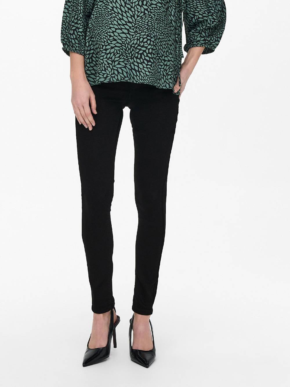 Only Maternity Skinny Jeggings 'OLMRAIN' in Black Denim Im Verkauf