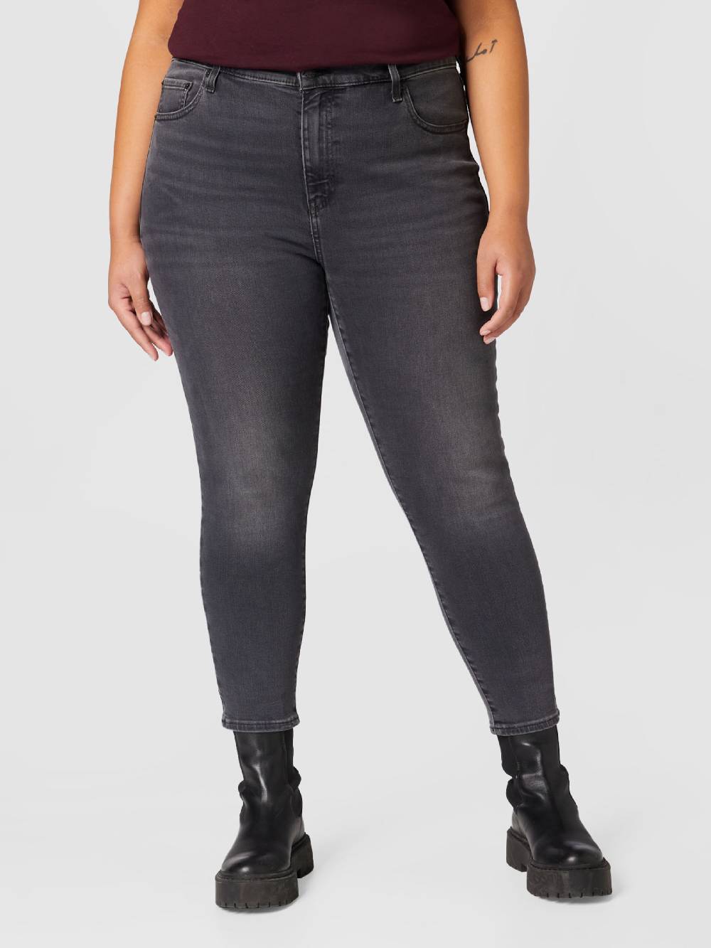 Levi's® Plus Skinny Jeans '721 PL Hi Rise Skinny' in Black Denim Letzte 3 Tage