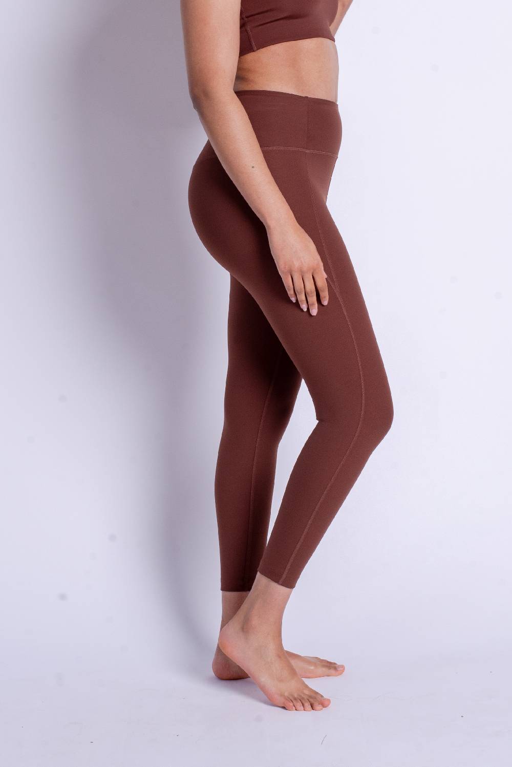 Girlfriend Collective Skinny Workout Pants in Brown Blitzverkäufe