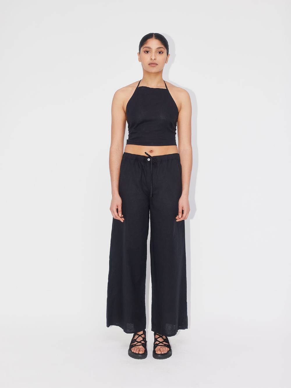 ABOUT YOU REBIRTH STUDIOS Top 'Holiday' in Black Lagerräumung