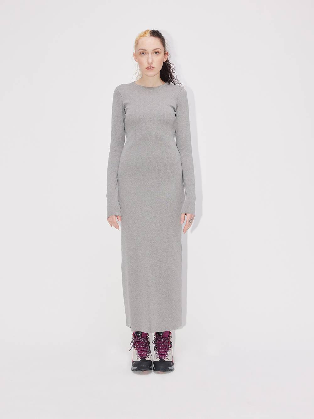 ABOUT YOU REBIRTH STUDIOS Dress 'Essential' in Grey Neueste Stile