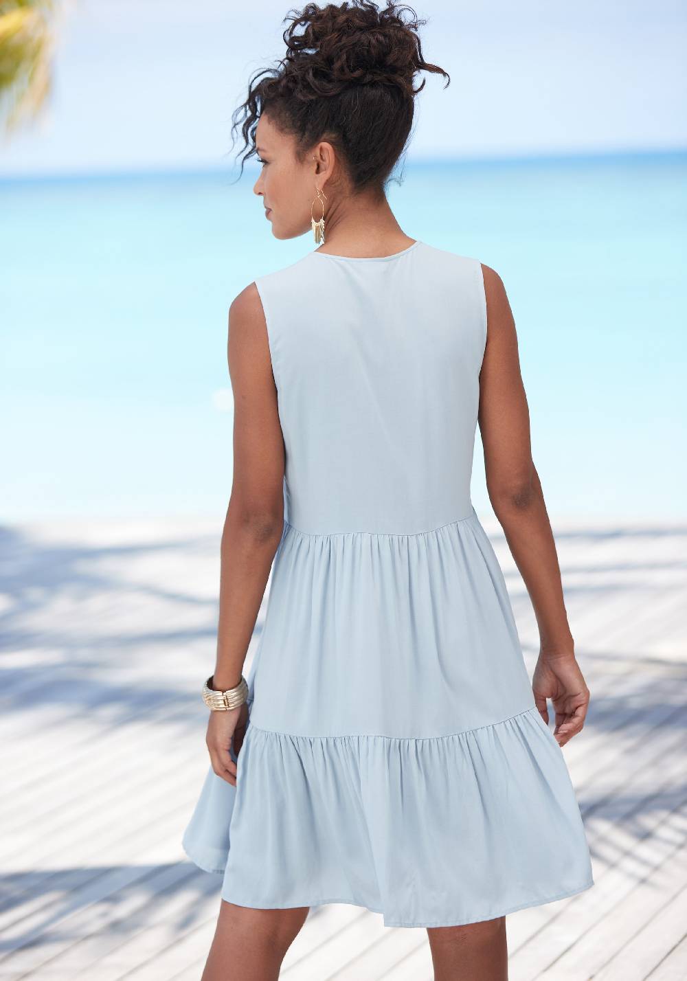 LASCANA Summer Dress in Pastel Blue 50% Rabatt mit kostenlosem Versand