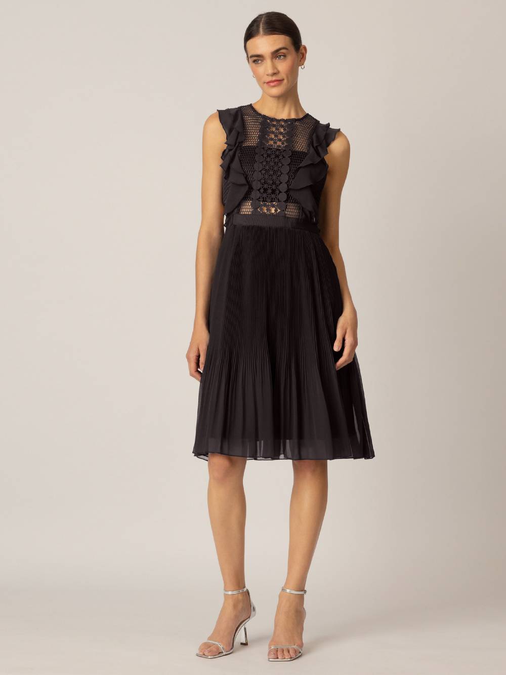 APART Cocktail Dress in Black Muttertagsangebot