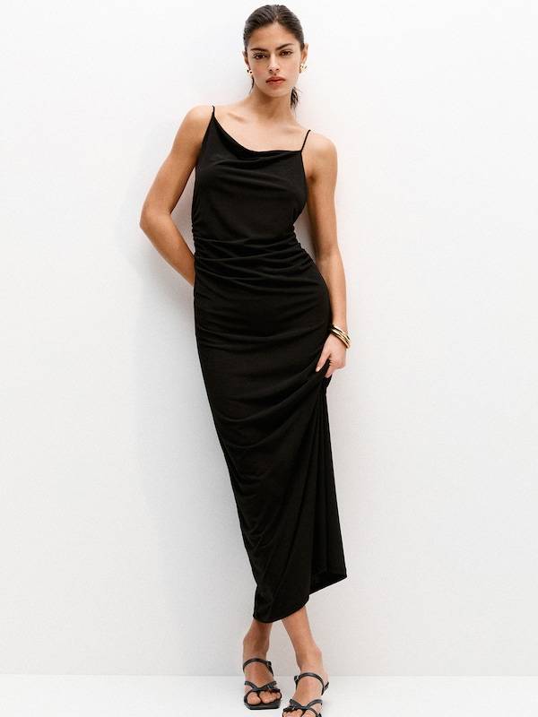 Pull&Bear Evening Dress in Black Letzte 3 Tage
