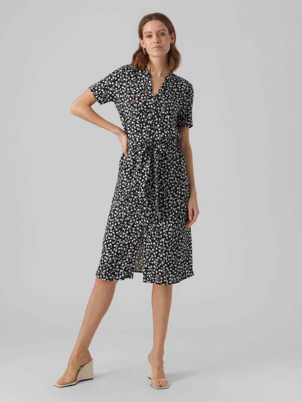 VERO MODA Shirt Dress 'Vica' in Black Saisonale Angebote