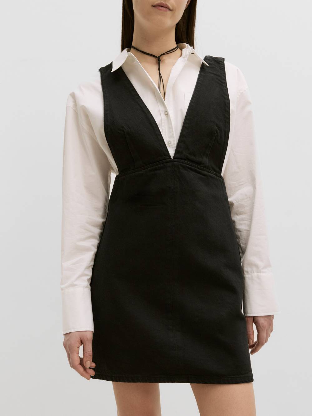 EDITED Dress 'Jessi' in Black Denim Großer Ausverkauf