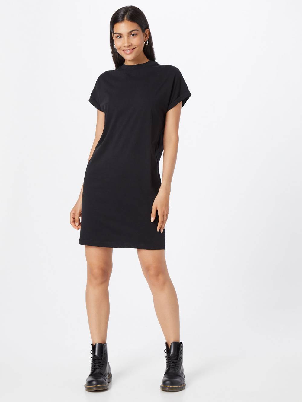 Urban Classics Dress in Black Muttertagsangebot