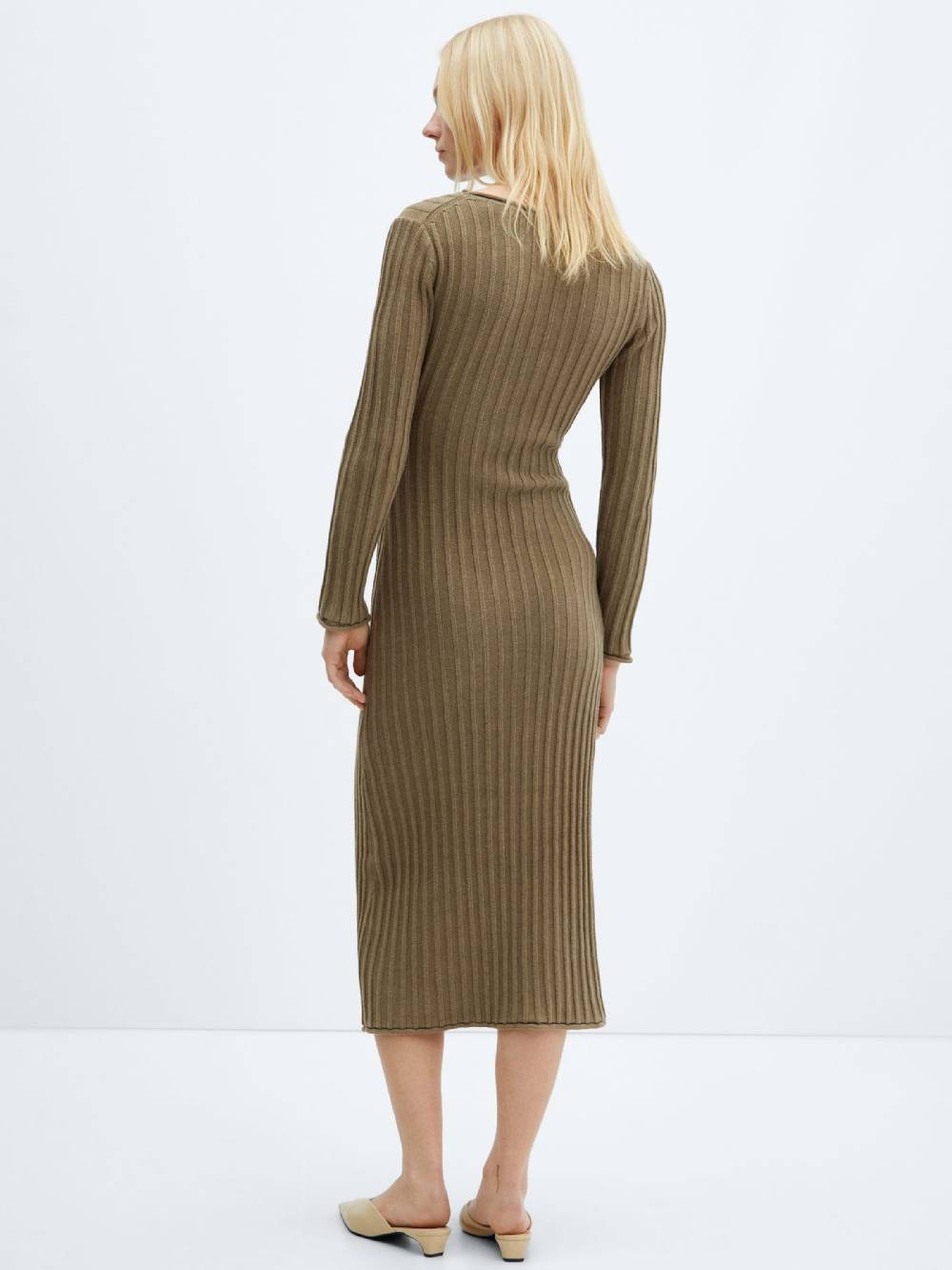 MANGO Knitted dress 'Africa' in Khaki Räumungsverkauf