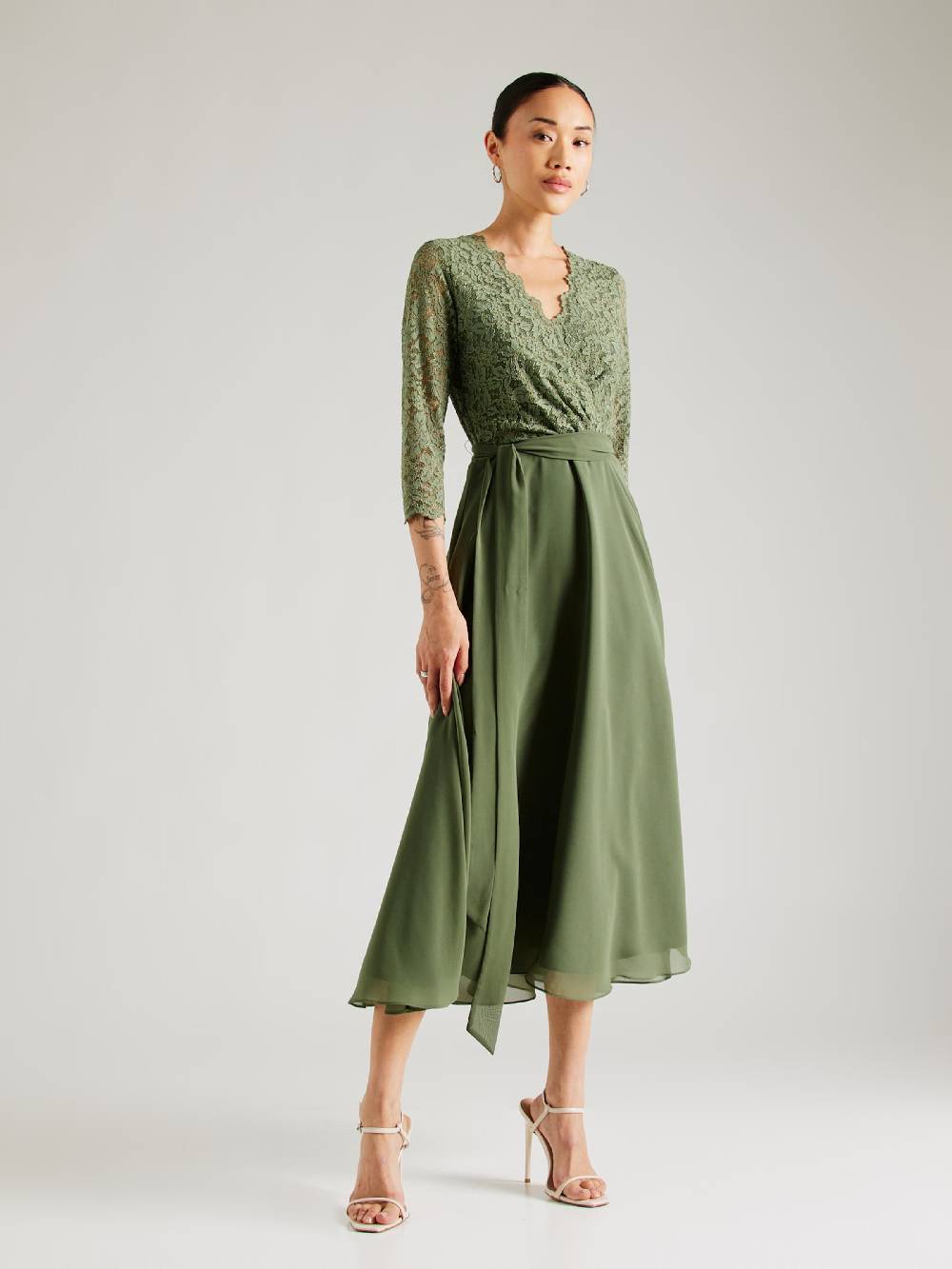 SWING Cocktail Dress in Khaki Bis zu 60% Rabatt