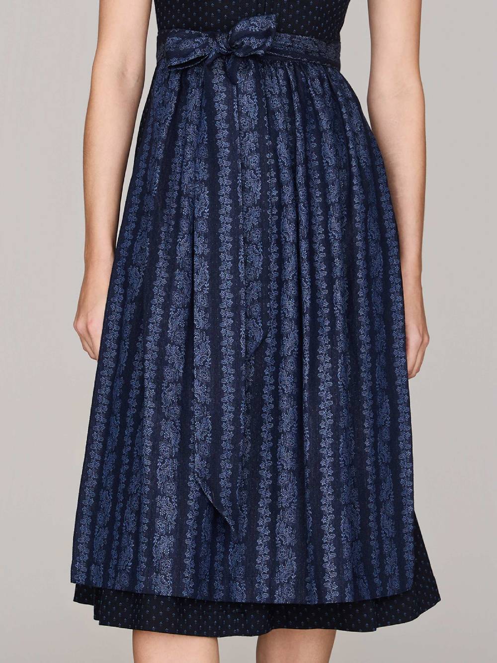 Limberry Dunkelblaues Dirndl mit Streublumen - VERA BLUE GRAPHITE Begrenztes Angebot
