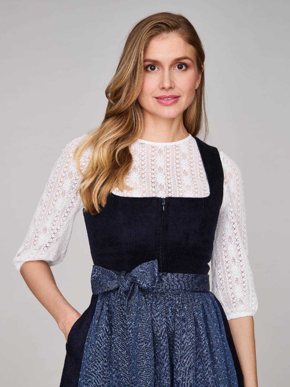 Limberry Dunkelblaues Dirndl mit Cord-Mieder - TIA NIGHT SKY Online Outlet
