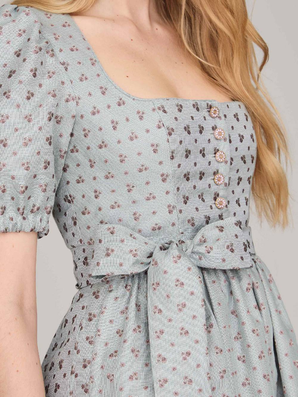 Limberry Hellblaues Dirndl mit Puffärmeln - LOTTIE BLUE HAZE Saisonale Angebote