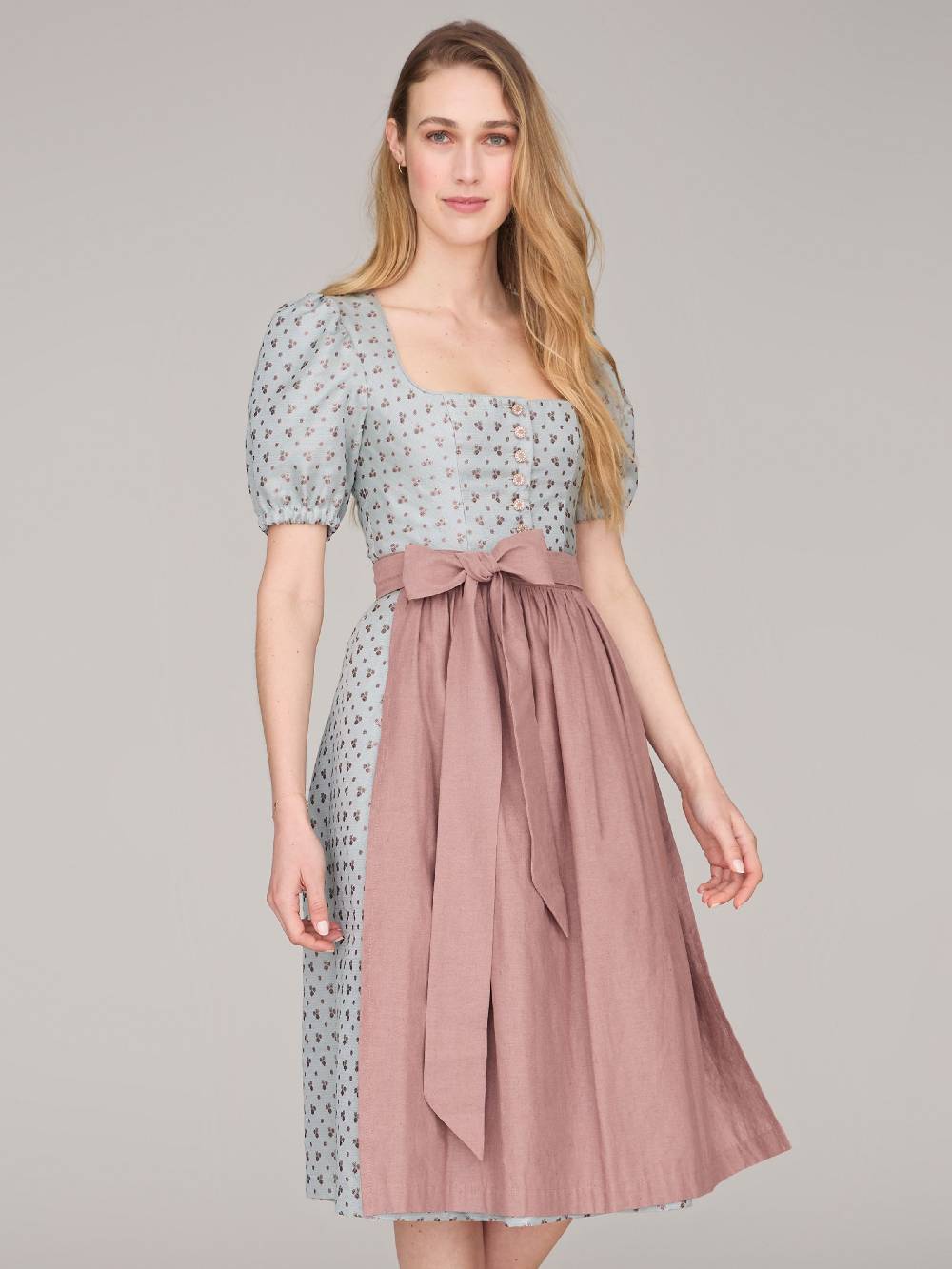Limberry Hellblaues Dirndl mit Puffärmeln - LOTTIE BLUE HAZE Saisonale Angebote