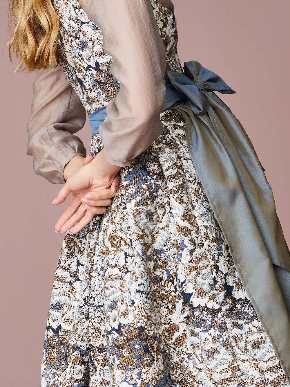 Limberry Dirndl mit floralem Allover Muster - ANNELIE BLUE FLOWER Sonderangebote